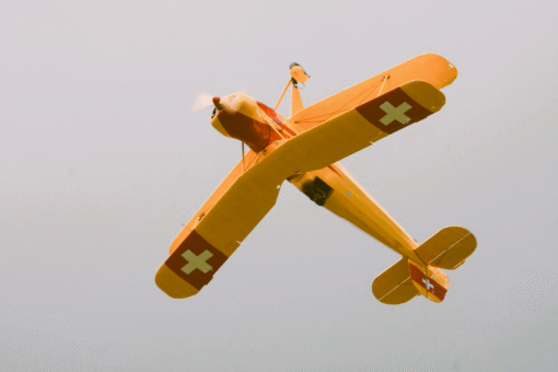 Flug in offenem Doppeldecker nahe Zürich