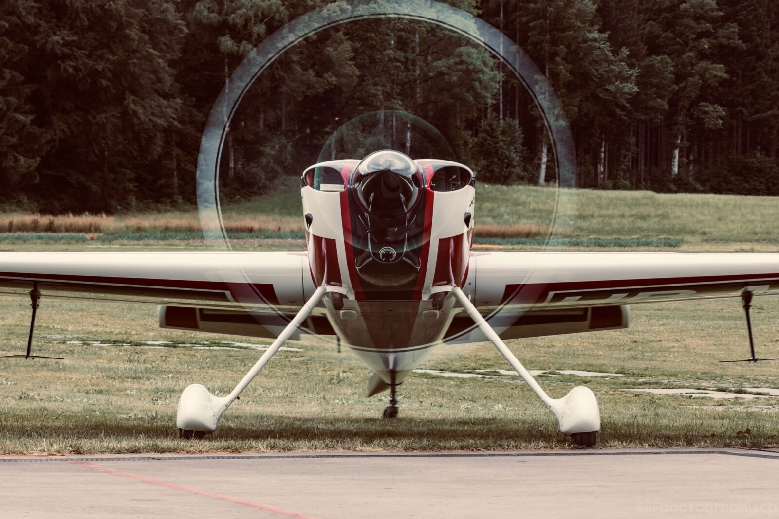 GoAviator – Flieg mit echten Legenden.